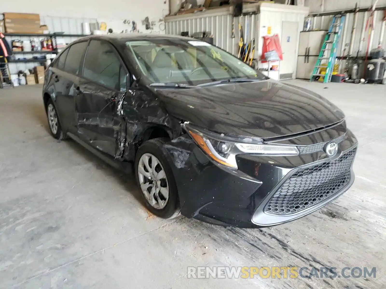 1 Photograph of a damaged car 5YFEPRAE0LP124540 TOYOTA COROLLA 2020