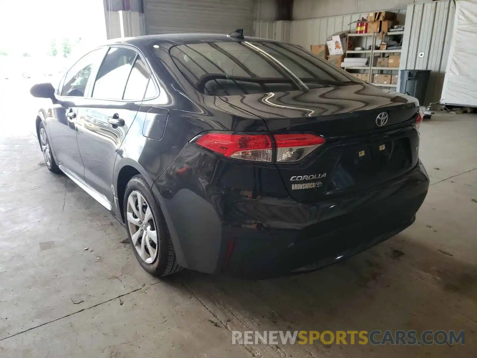 3 Photograph of a damaged car 5YFEPRAE0LP124540 TOYOTA COROLLA 2020