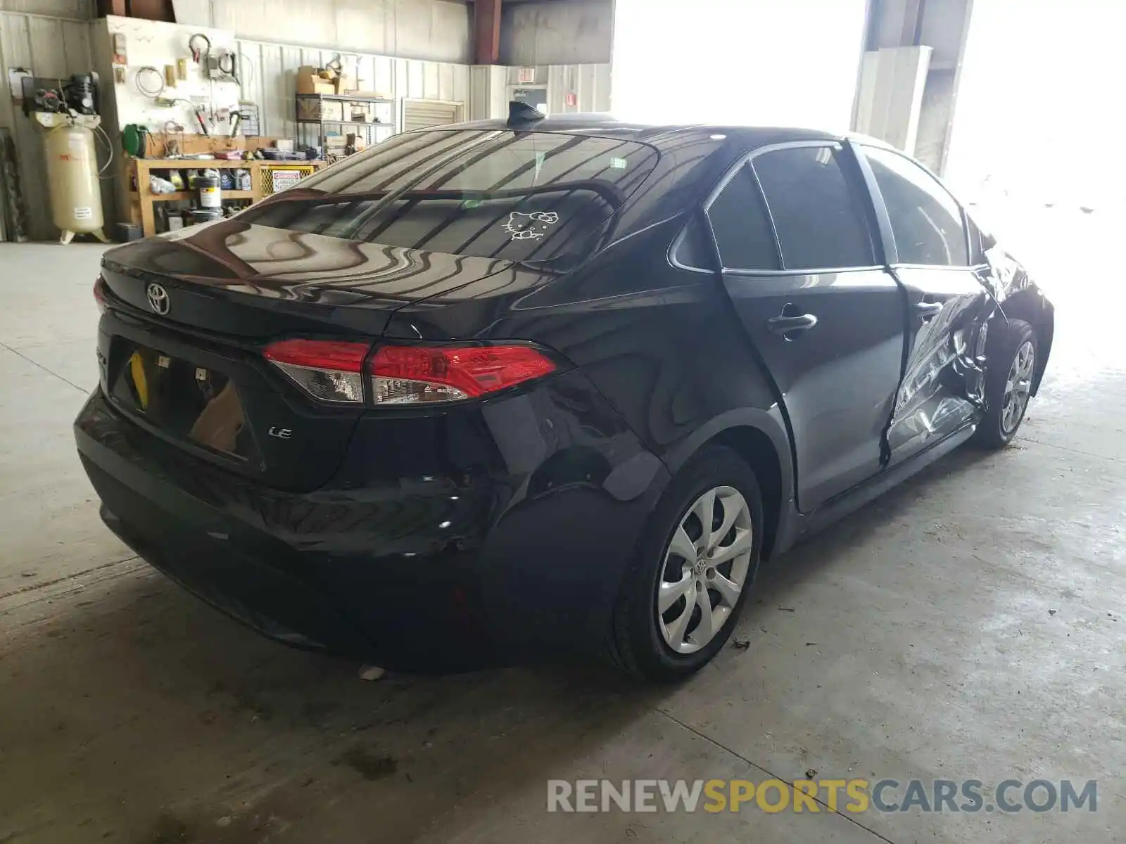 4 Photograph of a damaged car 5YFEPRAE0LP124540 TOYOTA COROLLA 2020