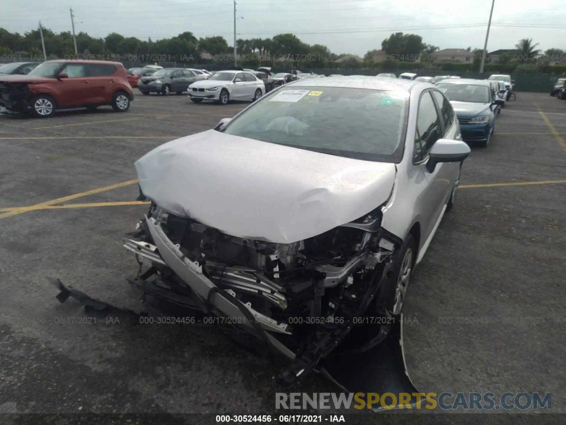 6 Photograph of a damaged car 5YFEPRAE0LP126613 TOYOTA COROLLA 2020