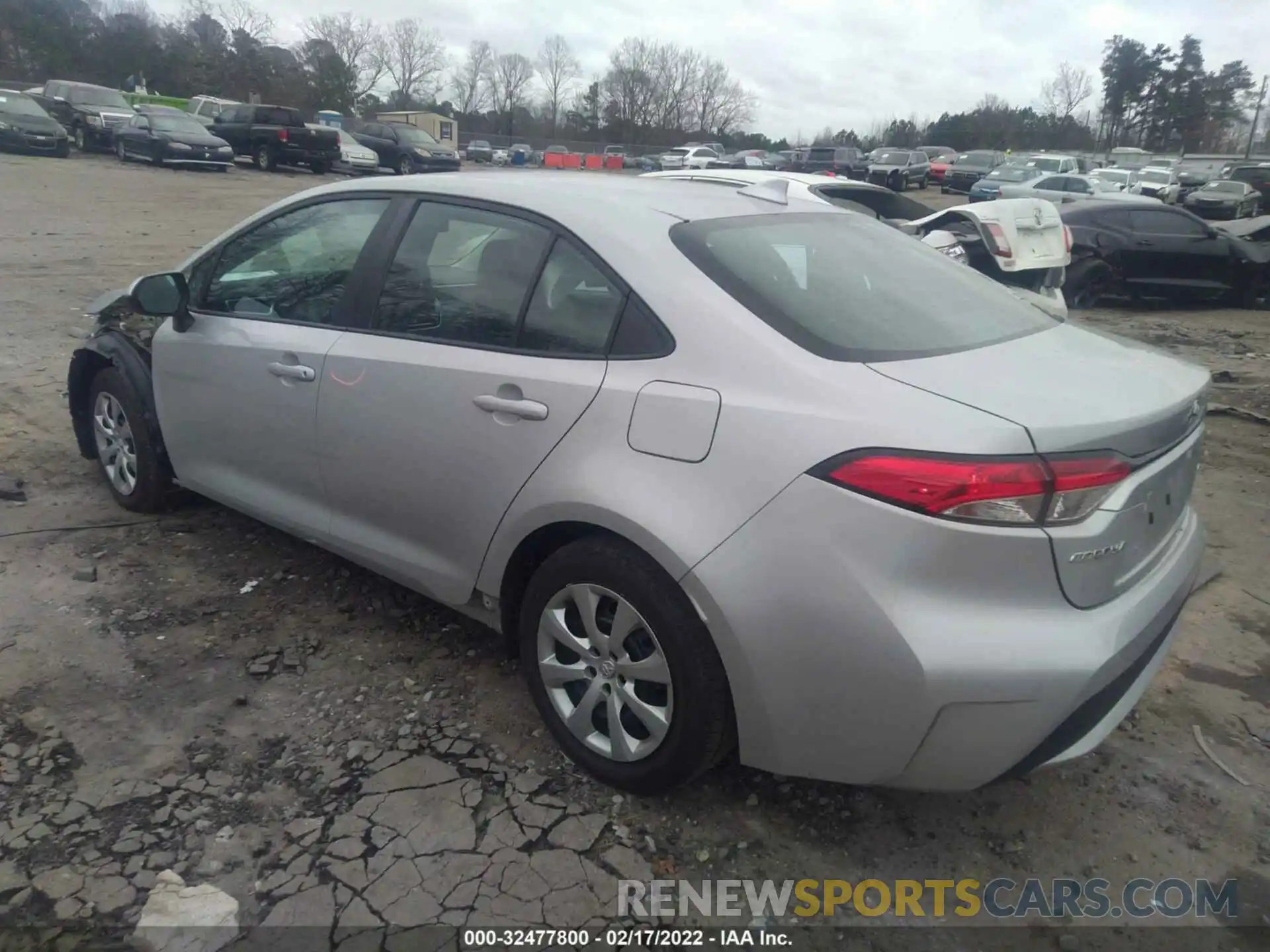 3 Photograph of a damaged car 5YFEPRAE0LP127132 TOYOTA COROLLA 2020