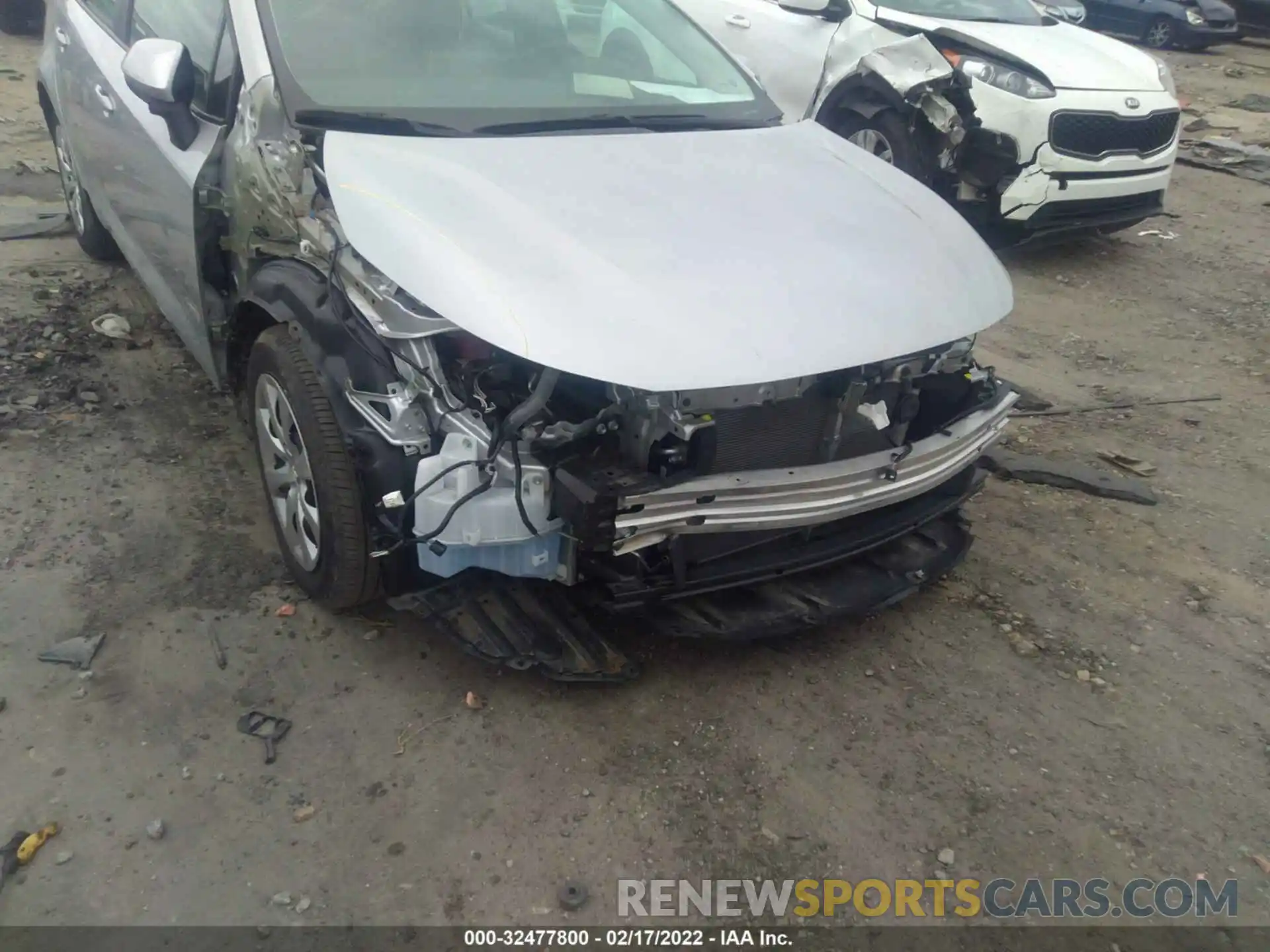 6 Photograph of a damaged car 5YFEPRAE0LP127132 TOYOTA COROLLA 2020