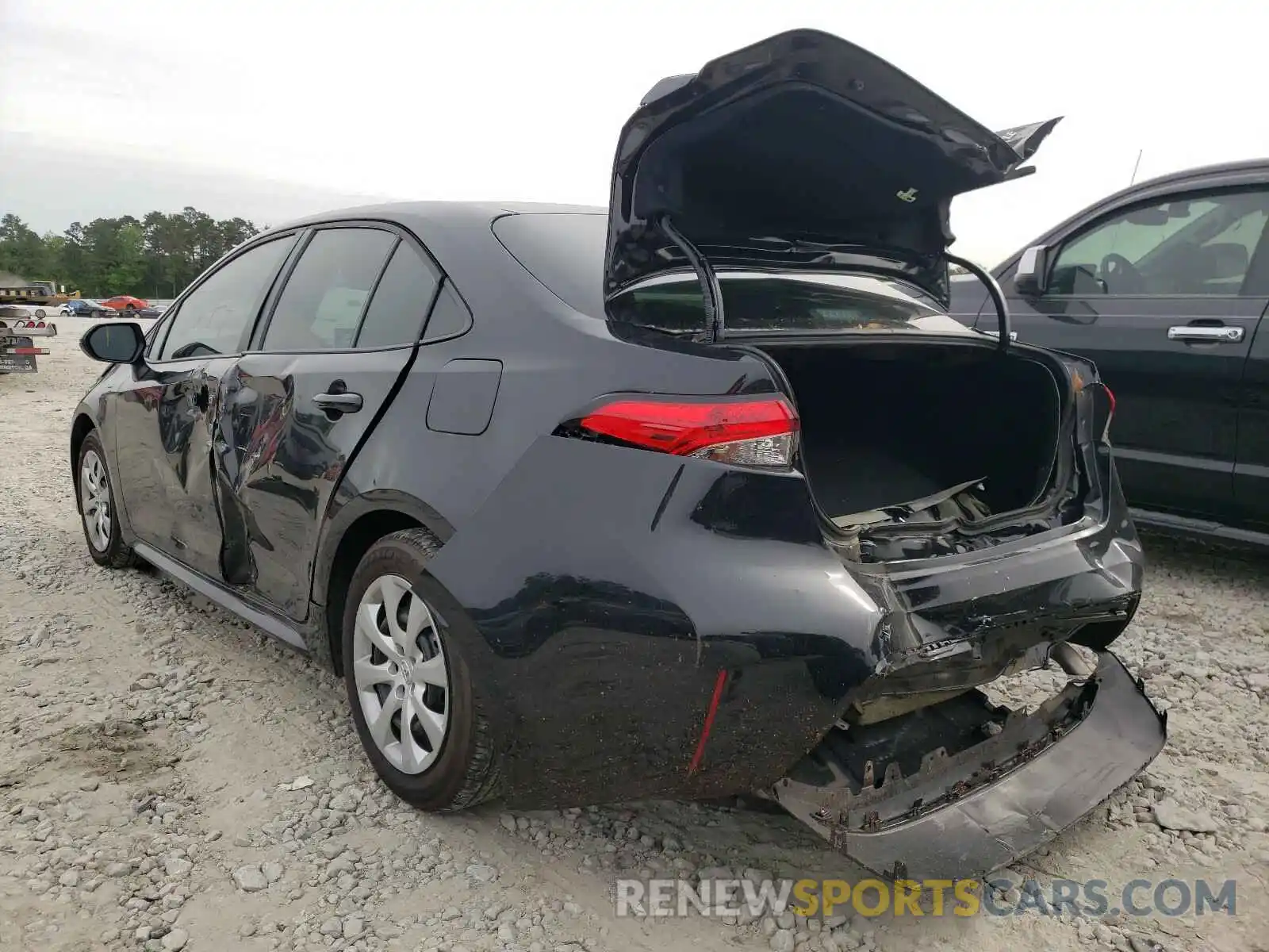 3 Photograph of a damaged car 5YFEPRAE0LP129611 TOYOTA COROLLA 2020
