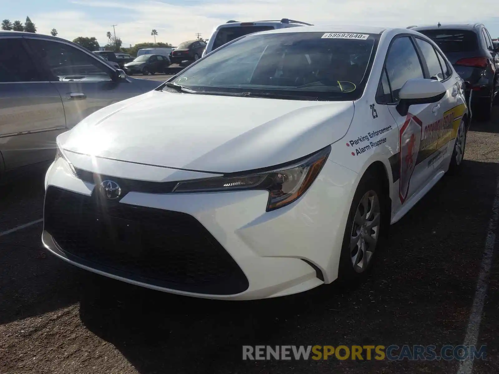 2 Photograph of a damaged car 5YFEPRAE0LP130340 TOYOTA COROLLA 2020