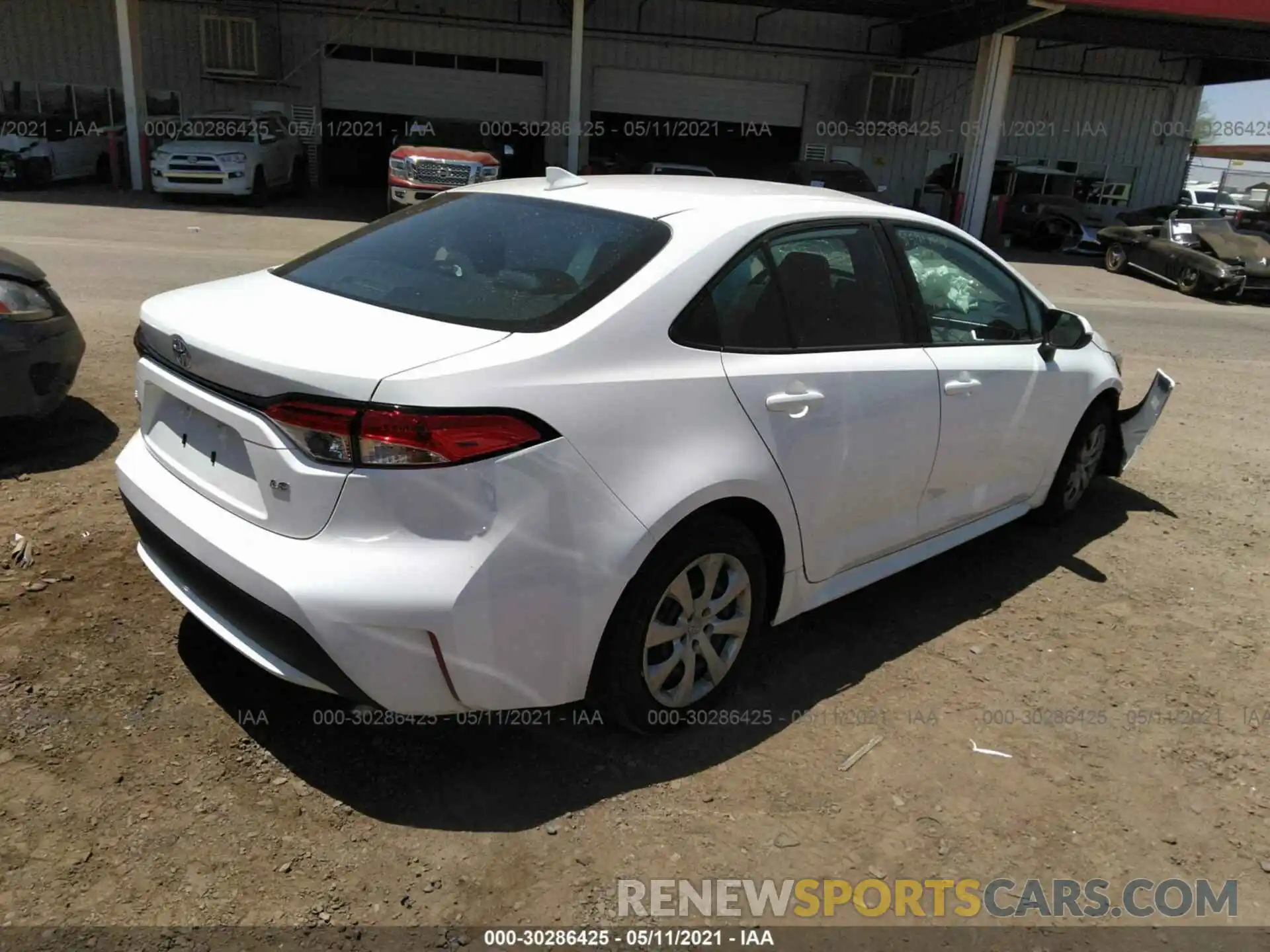 2 Photograph of a damaged car 5YFEPRAE0LP130645 TOYOTA COROLLA 2020