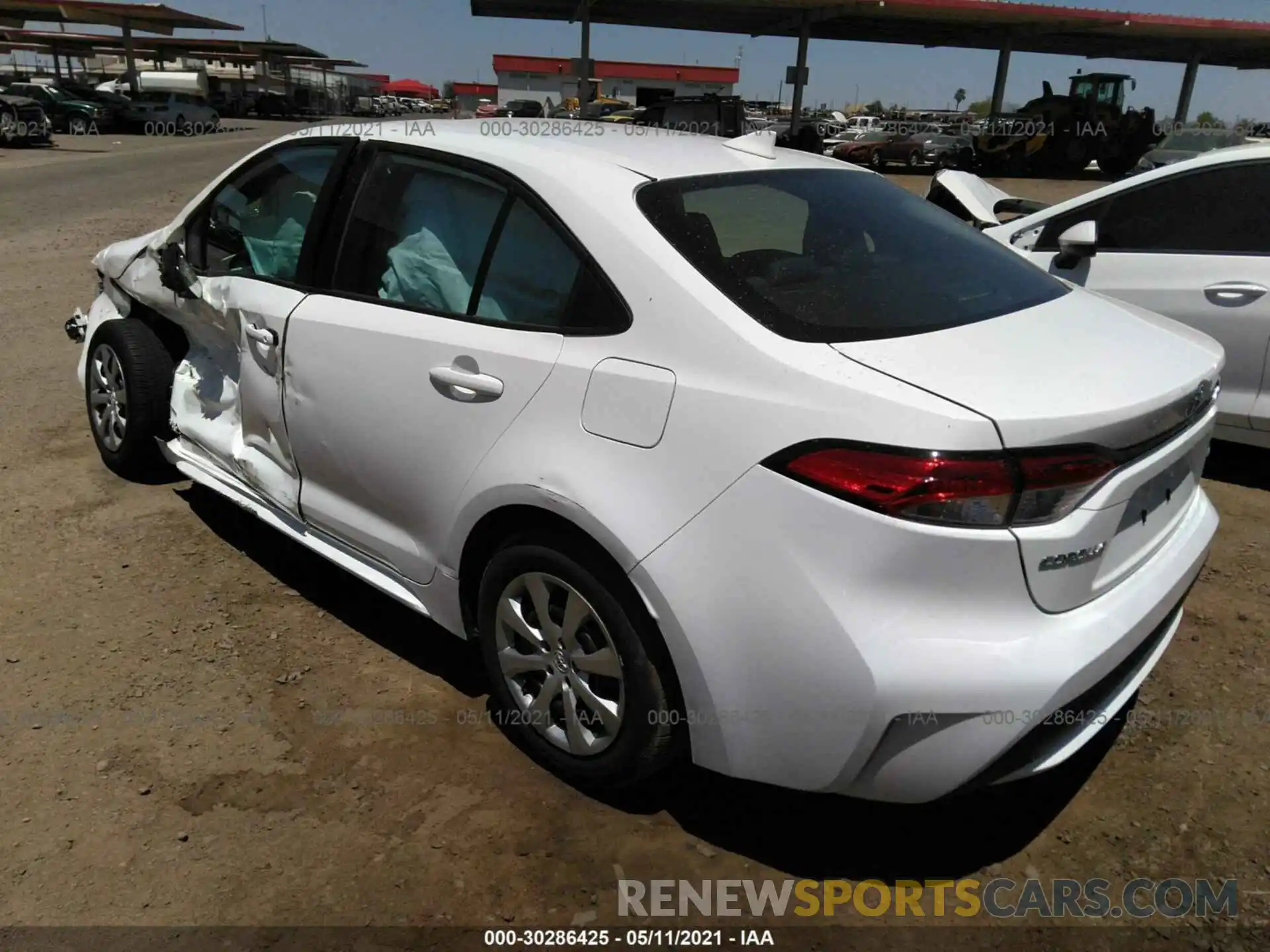 3 Photograph of a damaged car 5YFEPRAE0LP130645 TOYOTA COROLLA 2020