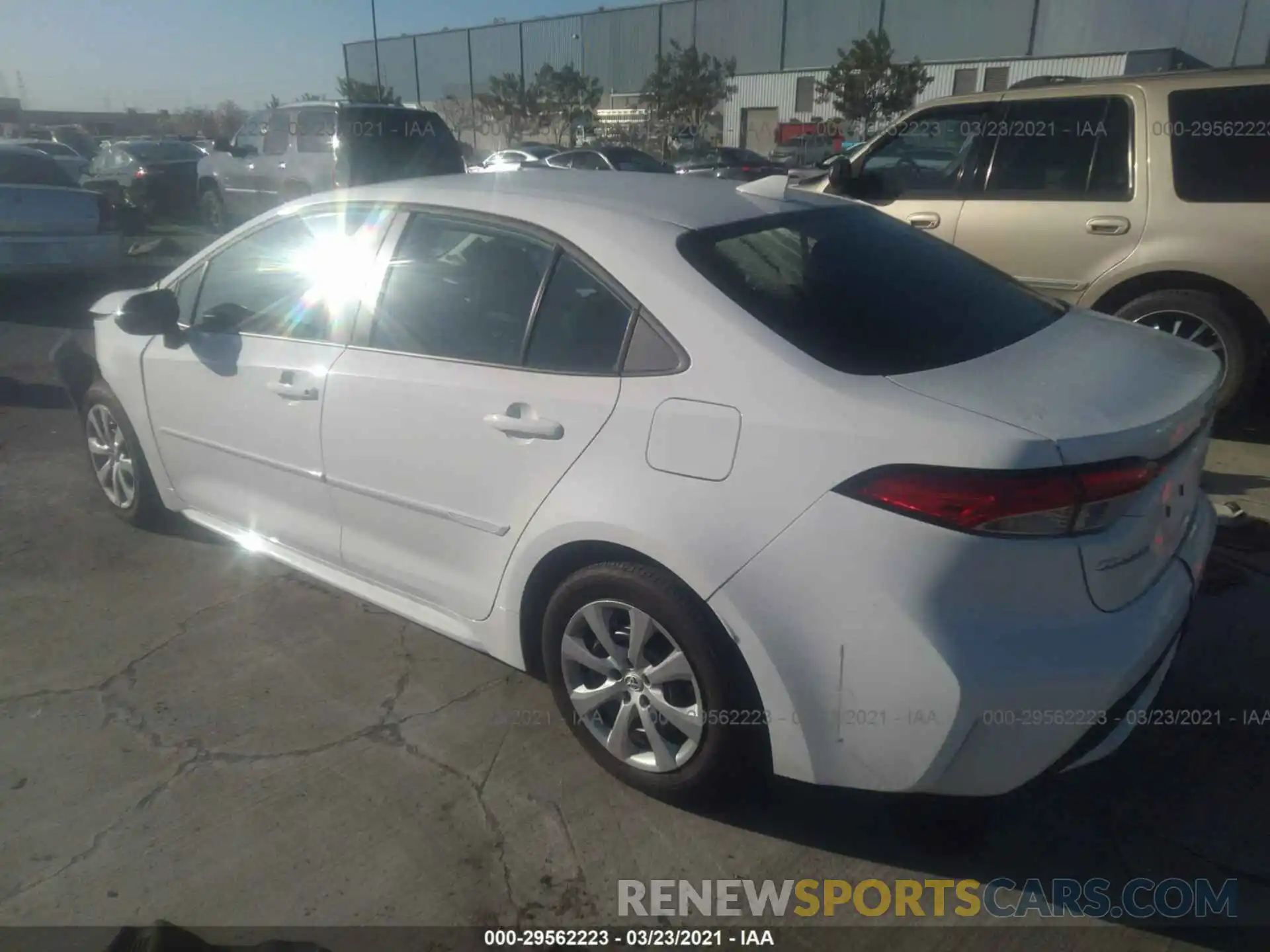 3 Photograph of a damaged car 5YFEPRAE0LP131844 TOYOTA COROLLA 2020