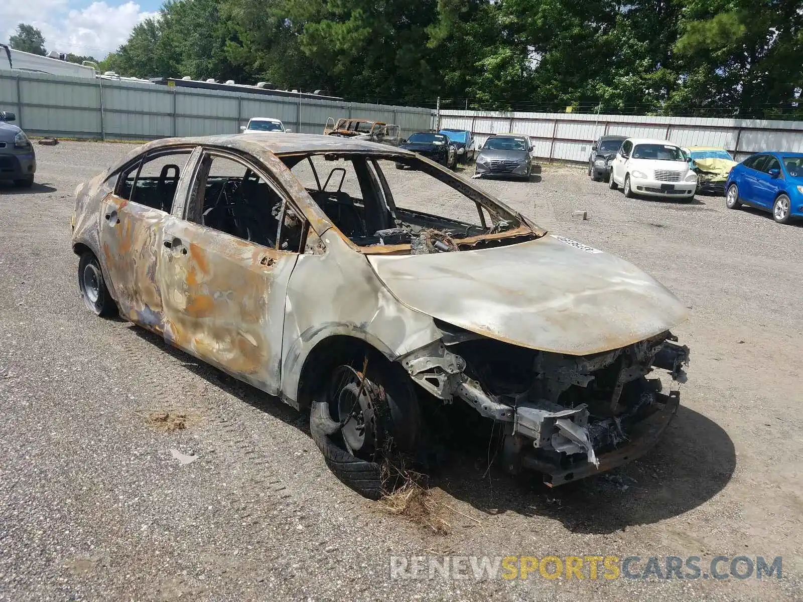 1 Photograph of a damaged car 5YFEPRAE0LP132119 TOYOTA COROLLA 2020