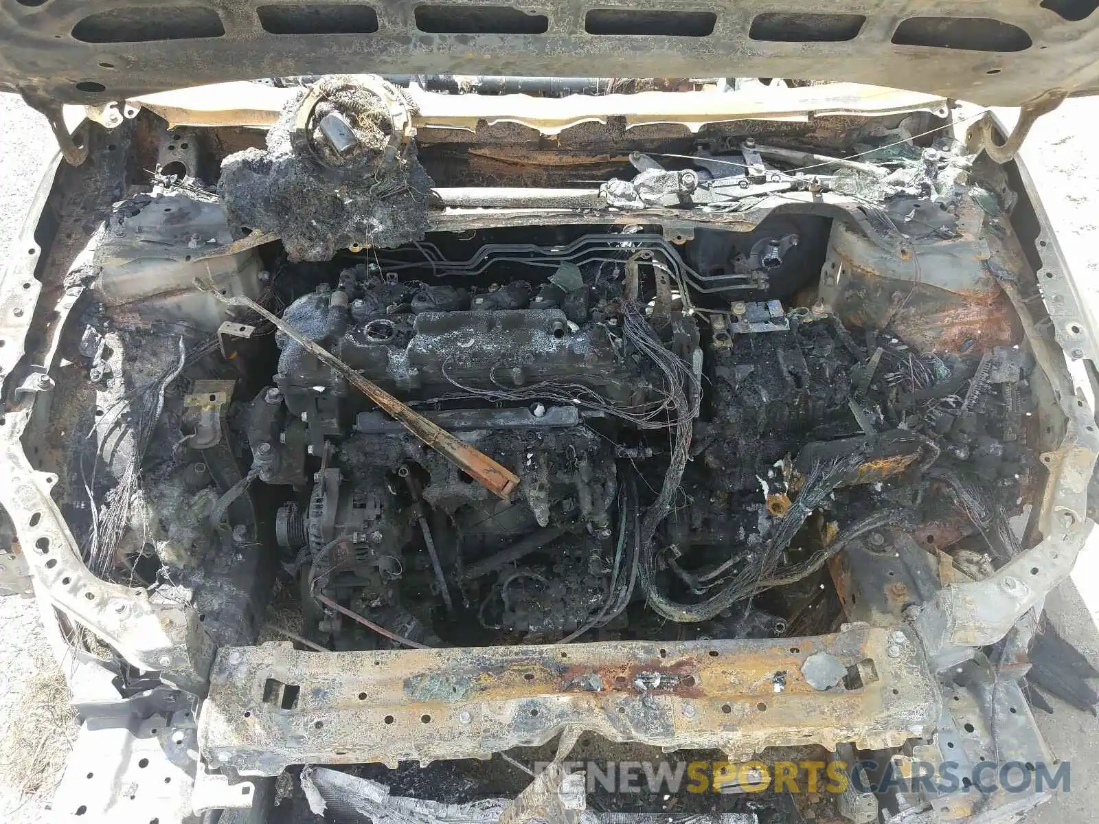 7 Photograph of a damaged car 5YFEPRAE0LP132119 TOYOTA COROLLA 2020