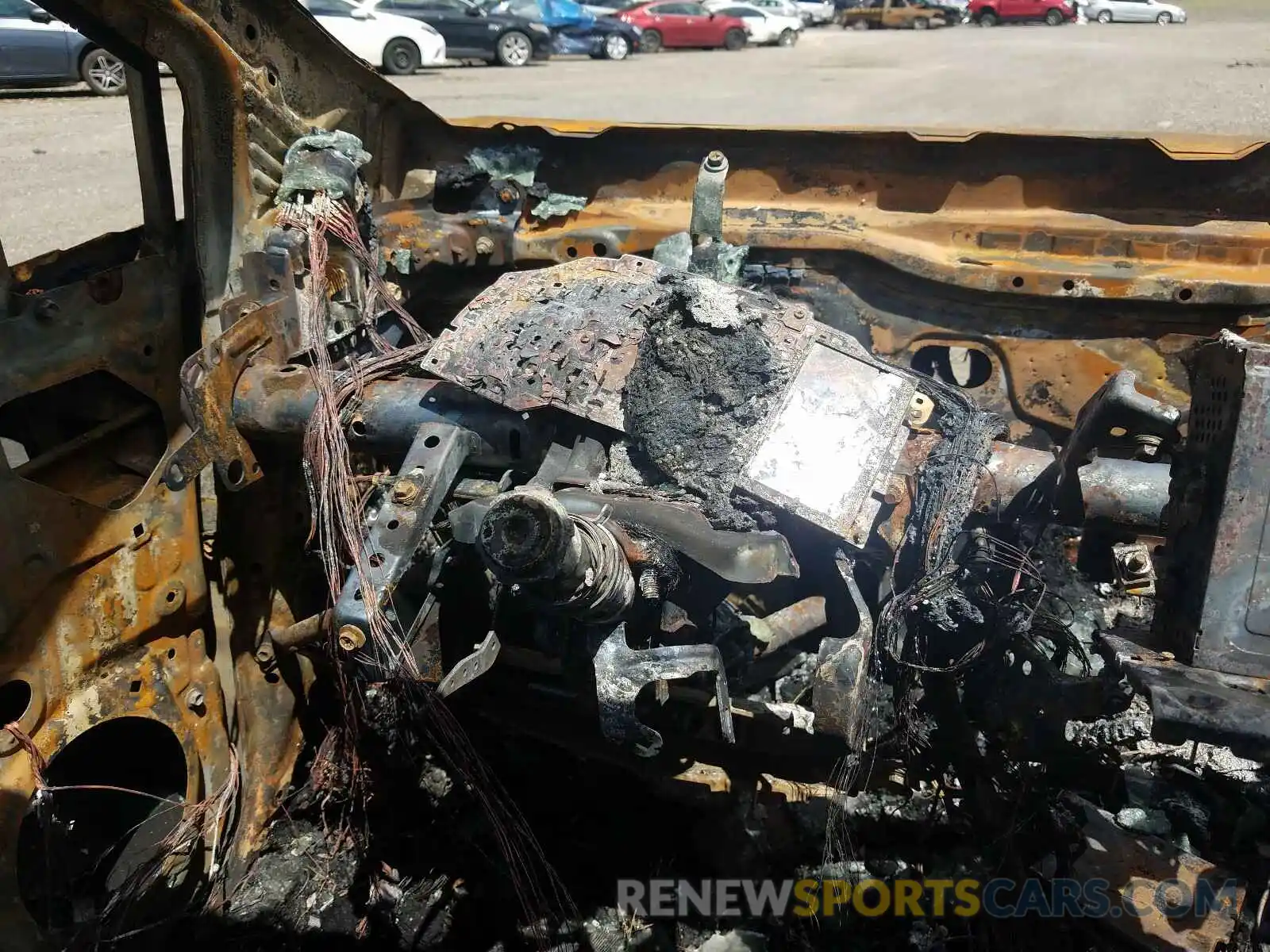 8 Photograph of a damaged car 5YFEPRAE0LP132119 TOYOTA COROLLA 2020