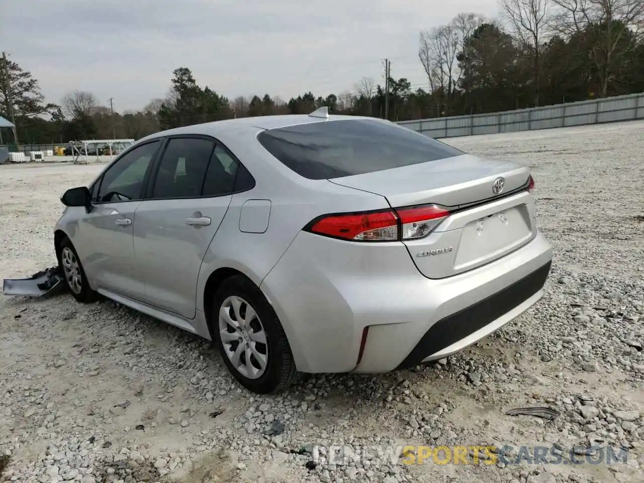 3 Photograph of a damaged car 5YFEPRAE0LP134758 TOYOTA COROLLA 2020