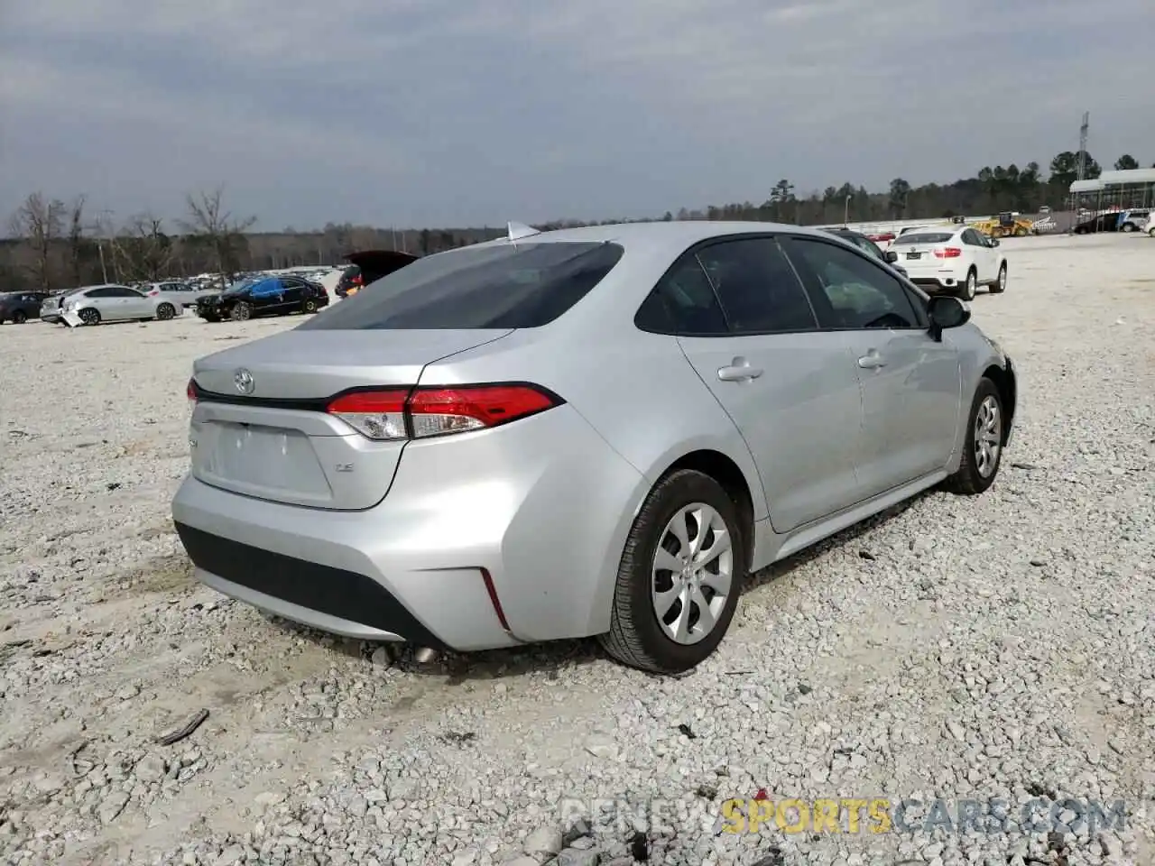 4 Photograph of a damaged car 5YFEPRAE0LP134758 TOYOTA COROLLA 2020