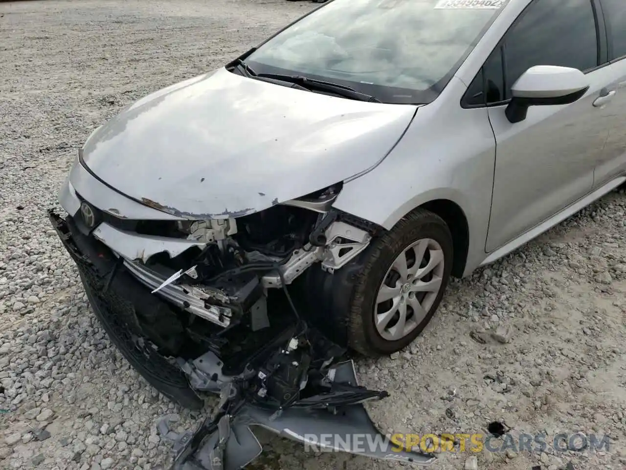 9 Photograph of a damaged car 5YFEPRAE0LP134758 TOYOTA COROLLA 2020