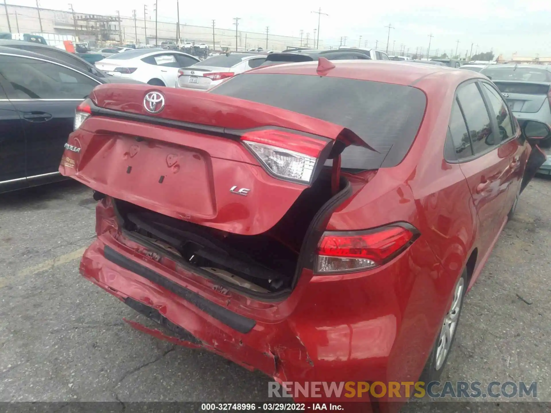 4 Photograph of a damaged car 5YFEPRAE0LP135179 TOYOTA COROLLA 2020