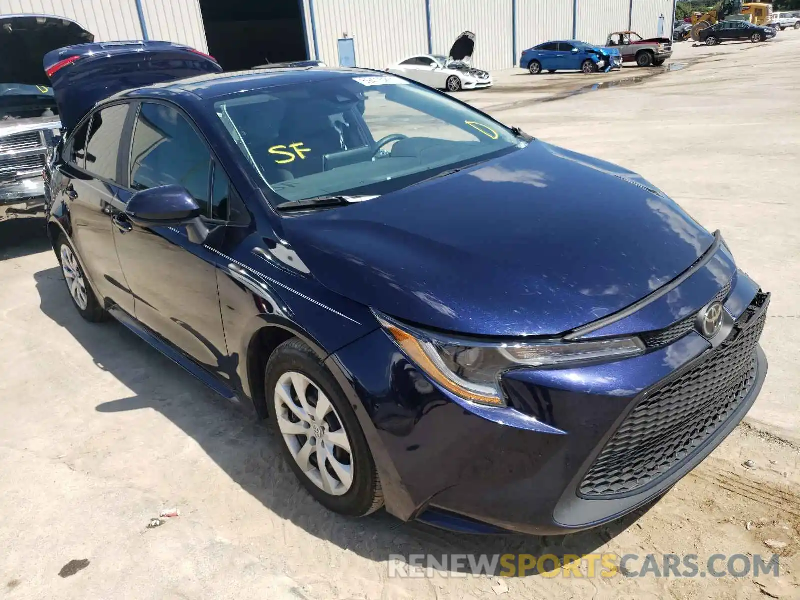 1 Photograph of a damaged car 5YFEPRAE0LP135568 TOYOTA COROLLA 2020