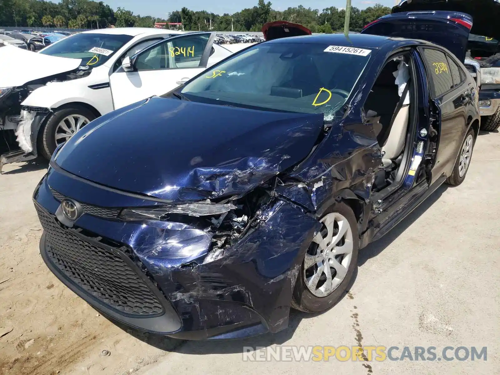 2 Photograph of a damaged car 5YFEPRAE0LP135568 TOYOTA COROLLA 2020