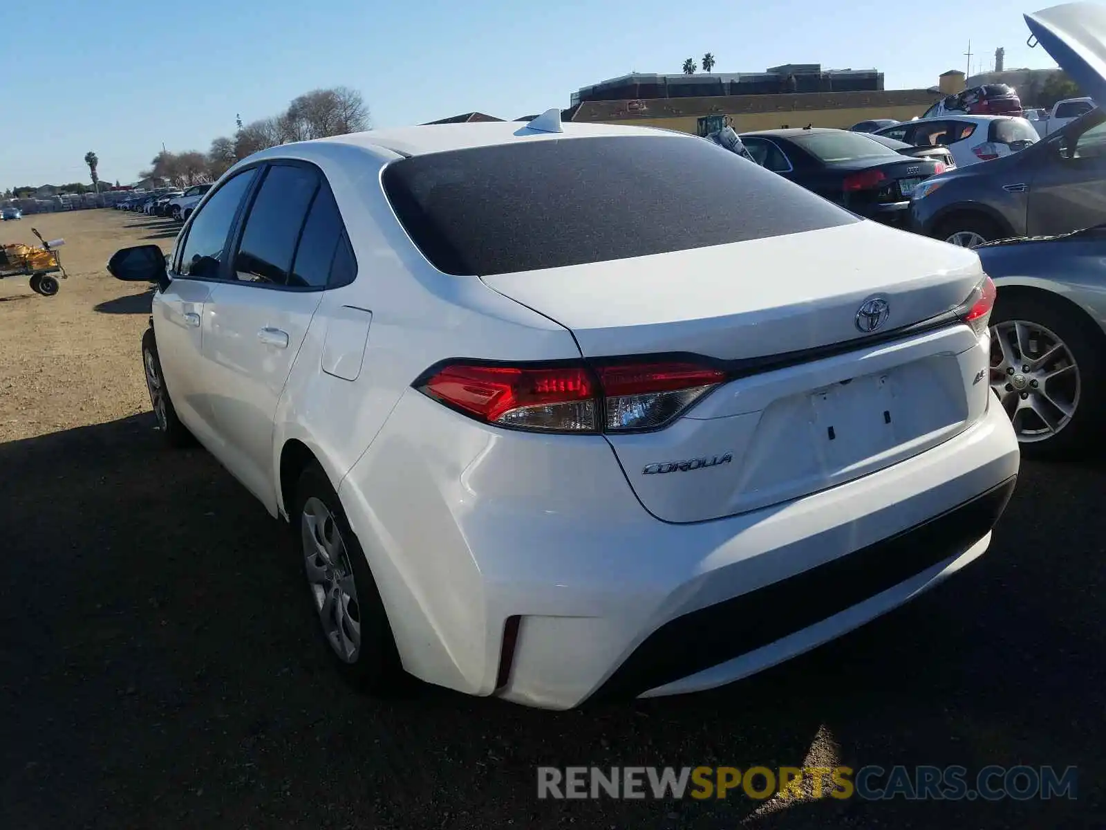 3 Photograph of a damaged car 5YFEPRAE0LP140656 TOYOTA COROLLA 2020