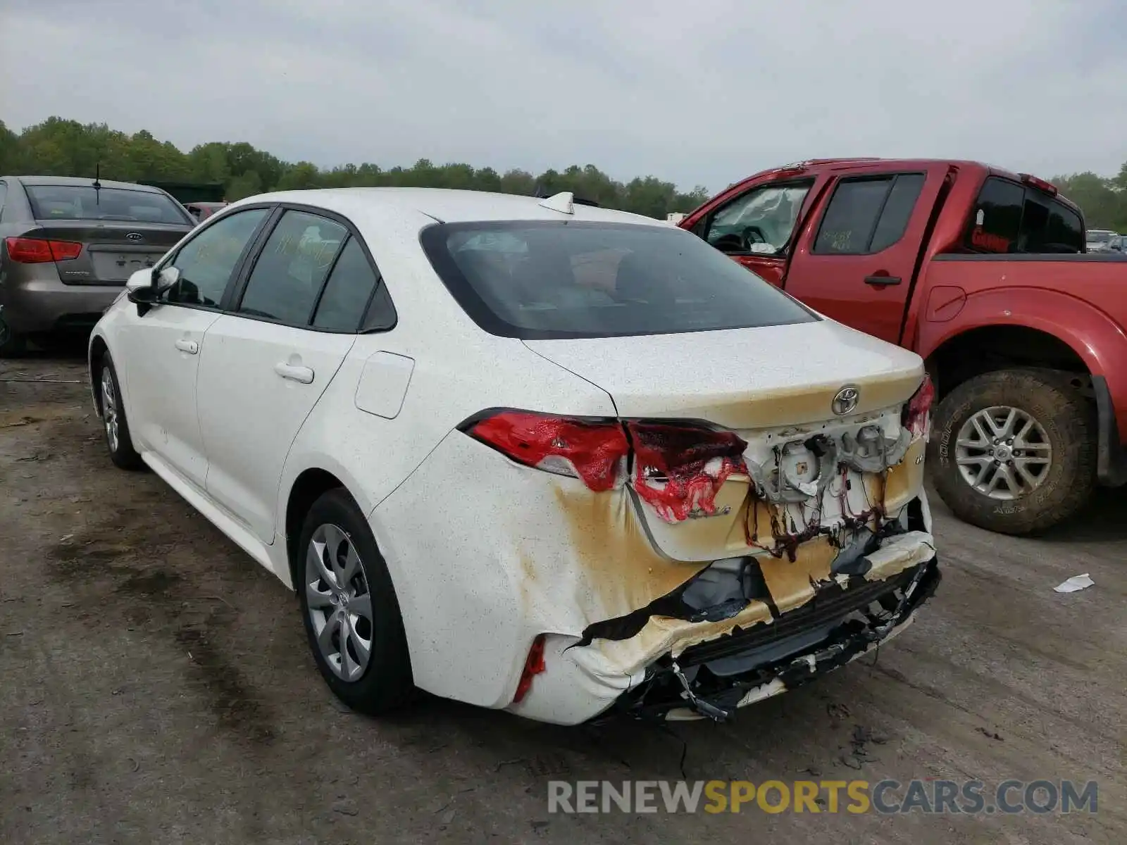 3 Фотография поврежденного автомобиля 5YFEPRAE0LP143511 TOYOTA COROLLA 2020