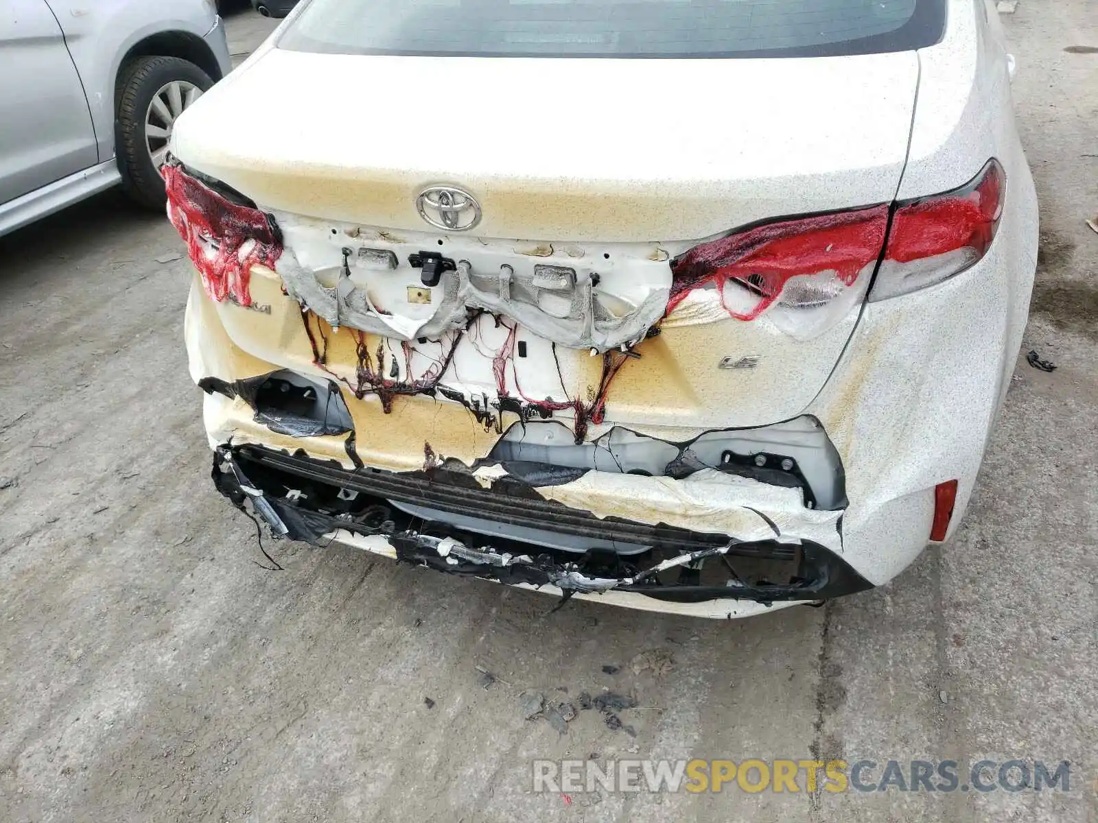 9 Фотография поврежденного автомобиля 5YFEPRAE0LP143511 TOYOTA COROLLA 2020