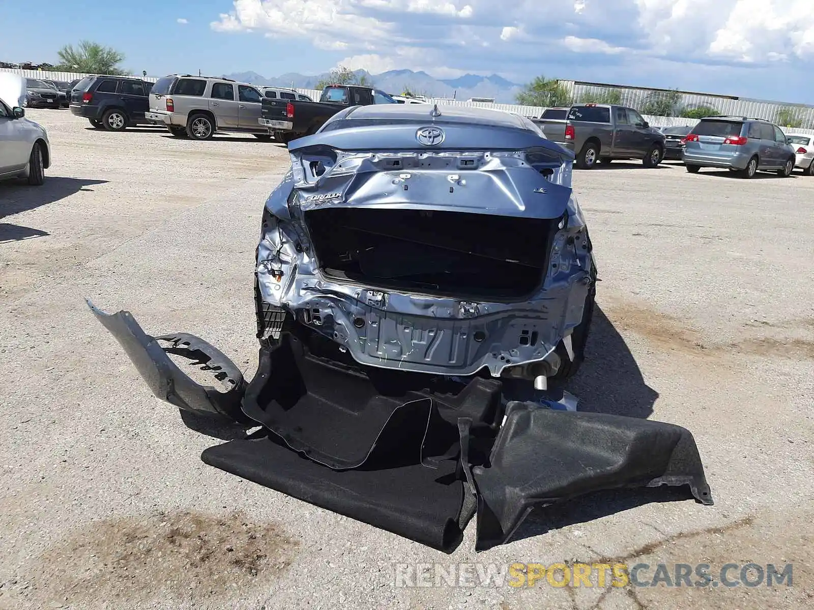 9 Photograph of a damaged car 5YFEPRAE0LP144495 TOYOTA COROLLA 2020