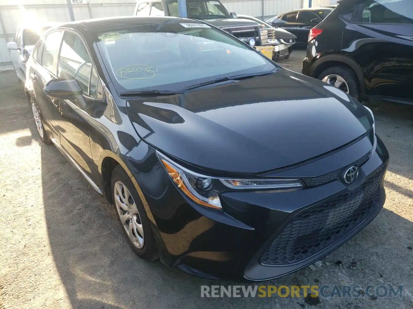 1 Photograph of a damaged car 5YFEPRAE1LP005900 TOYOTA COROLLA 2020