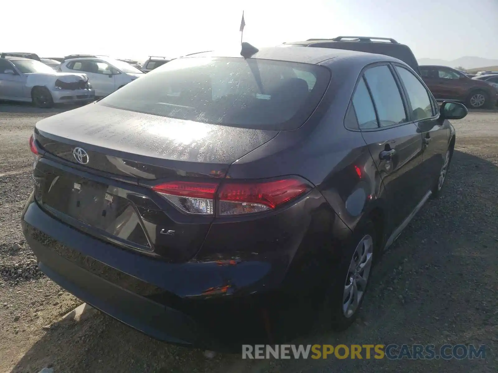 4 Photograph of a damaged car 5YFEPRAE1LP005900 TOYOTA COROLLA 2020