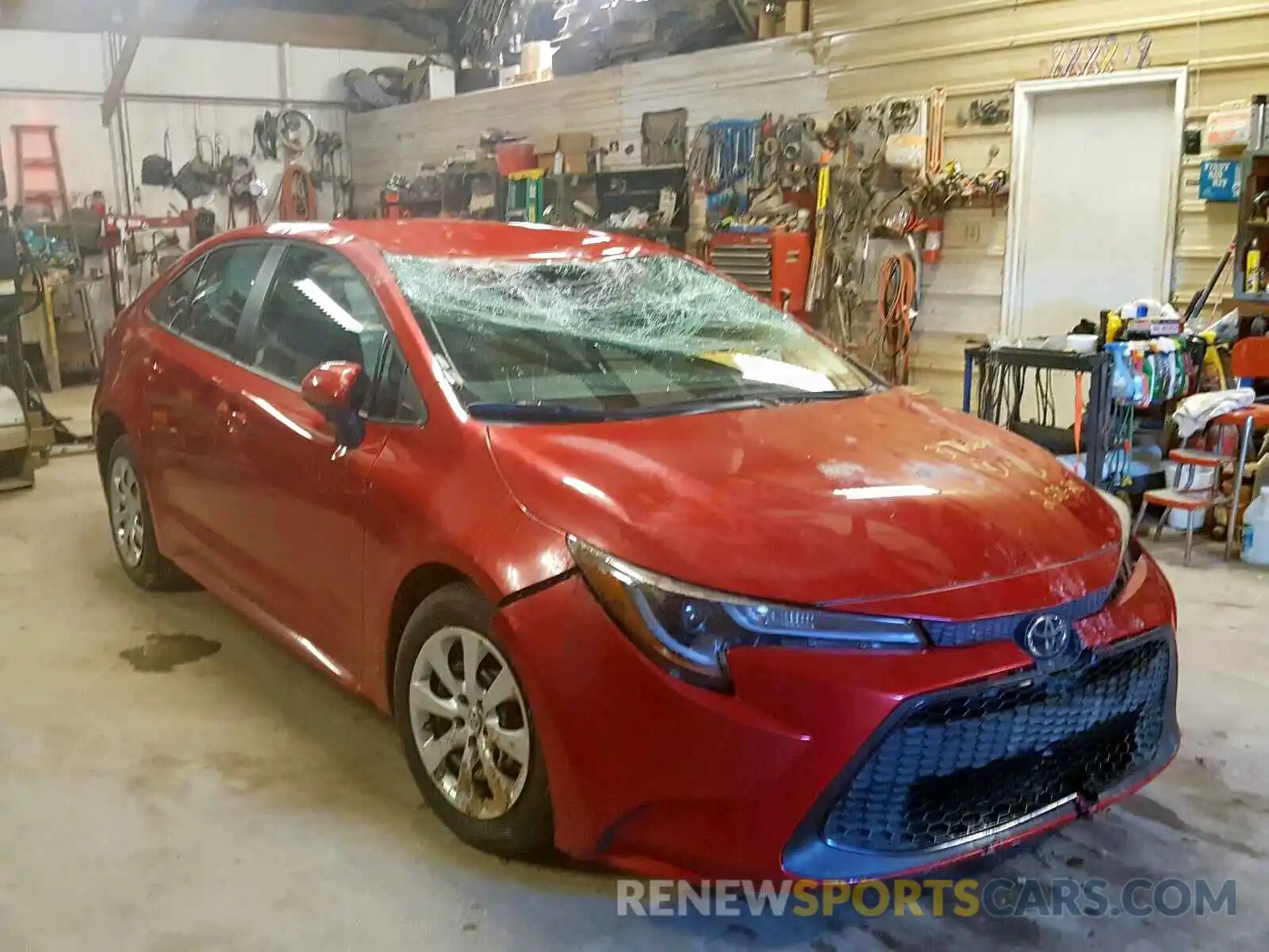 1 Photograph of a damaged car 5YFEPRAE1LP005928 TOYOTA COROLLA 2020