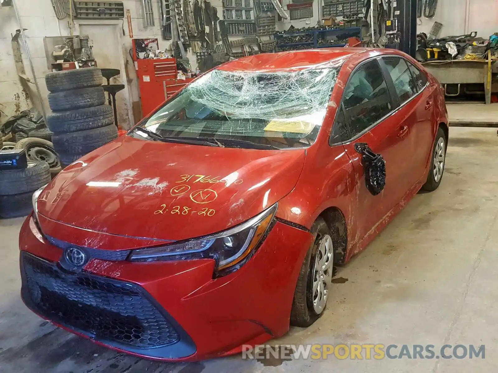 2 Photograph of a damaged car 5YFEPRAE1LP005928 TOYOTA COROLLA 2020