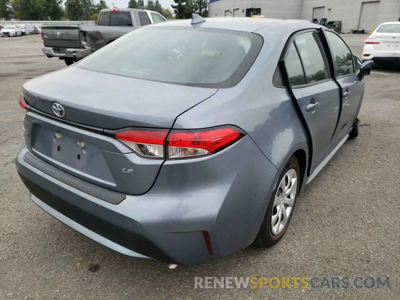 4 Photograph of a damaged car 5YFEPRAE1LP006075 TOYOTA COROLLA 2020