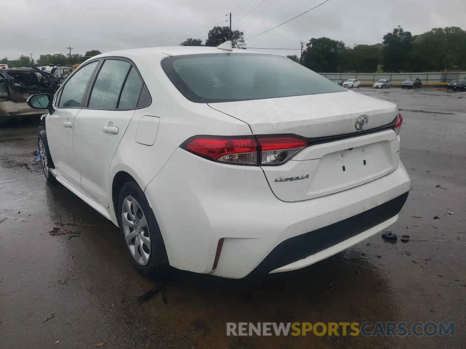 3 Photograph of a damaged car 5YFEPRAE1LP006111 TOYOTA COROLLA 2020