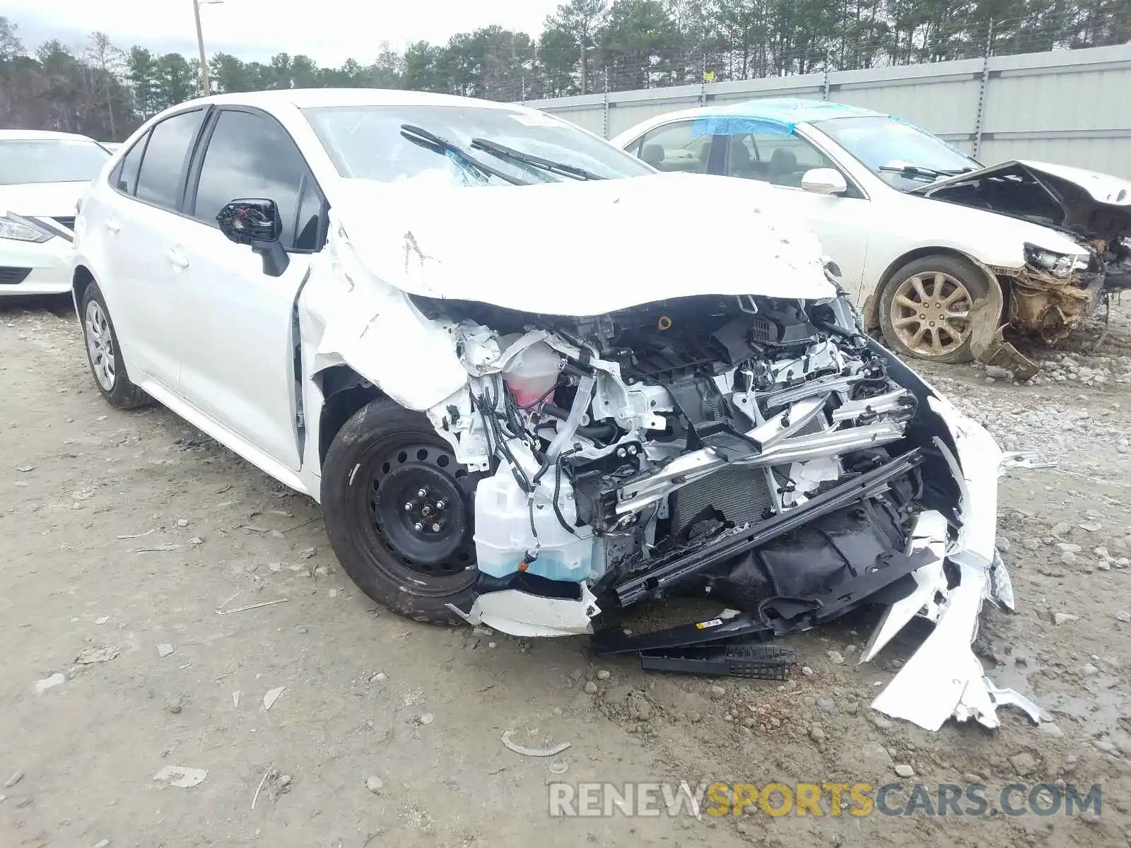 1 Photograph of a damaged car 5YFEPRAE1LP007033 TOYOTA COROLLA 2020