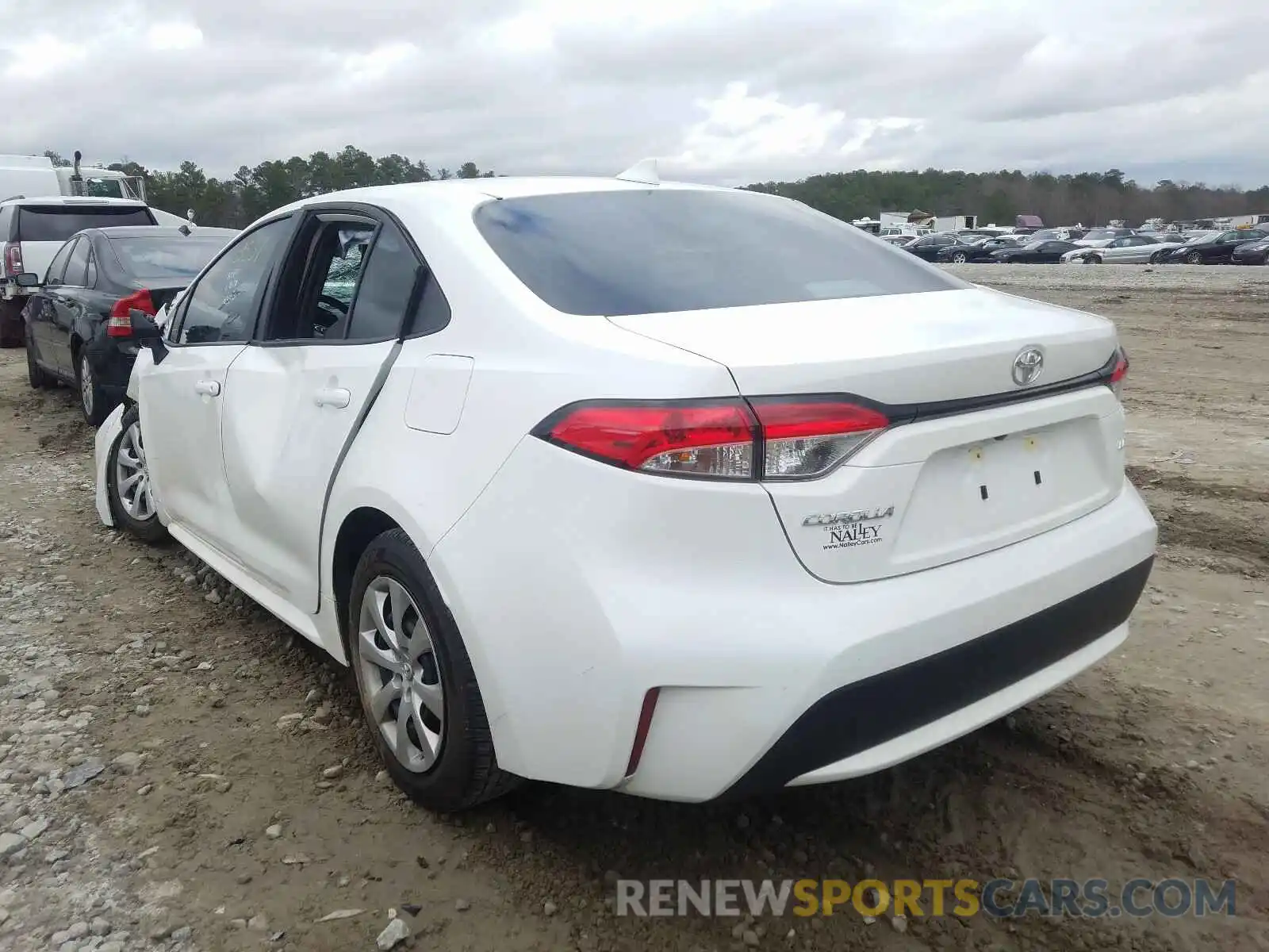 3 Photograph of a damaged car 5YFEPRAE1LP007033 TOYOTA COROLLA 2020