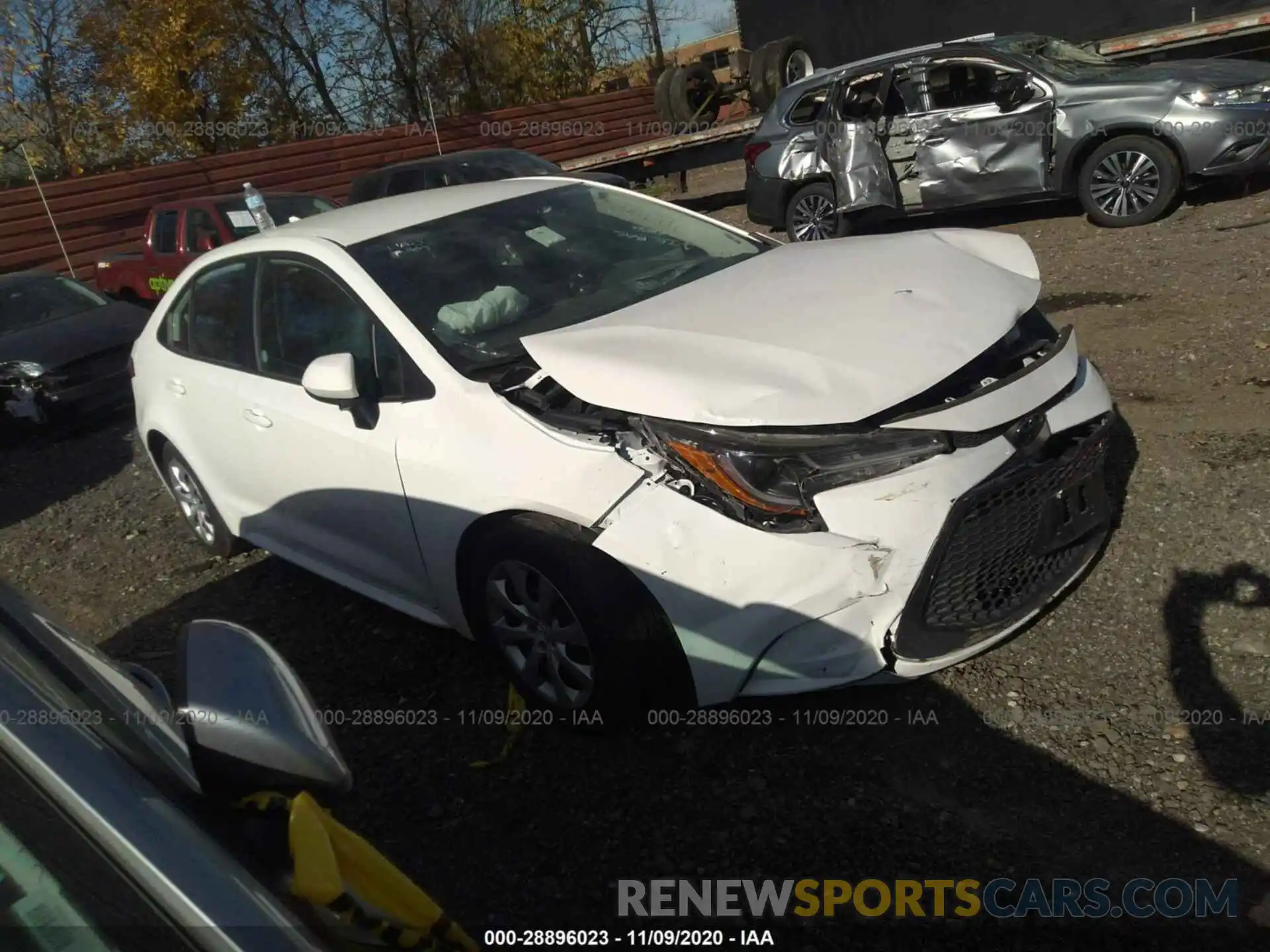 1 Photograph of a damaged car 5YFEPRAE1LP008022 TOYOTA COROLLA 2020