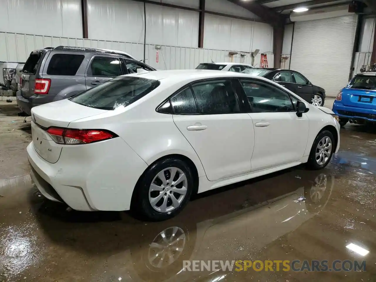 3 Photograph of a damaged car 5YFEPRAE1LP008103 TOYOTA COROLLA 2020