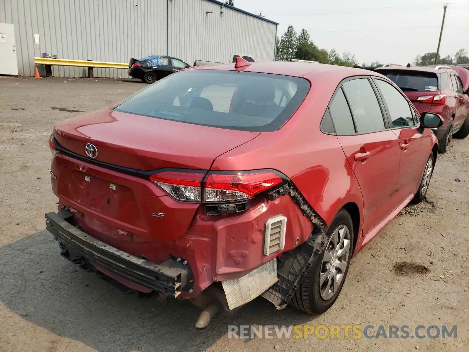 4 Photograph of a damaged car 5YFEPRAE1LP008862 TOYOTA COROLLA 2020