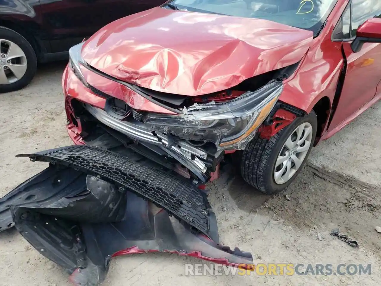 9 Photograph of a damaged car 5YFEPRAE1LP015665 TOYOTA COROLLA 2020