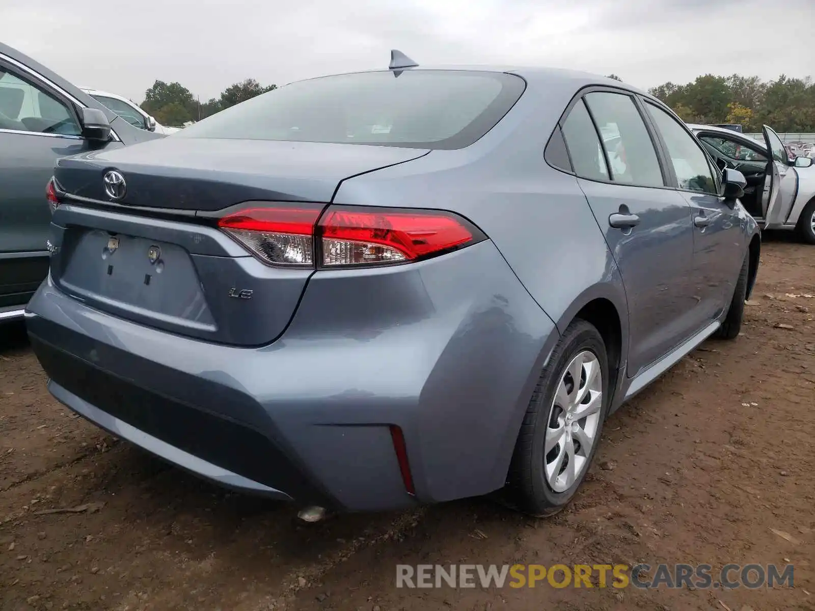 4 Photograph of a damaged car 5YFEPRAE1LP018601 TOYOTA COROLLA 2020