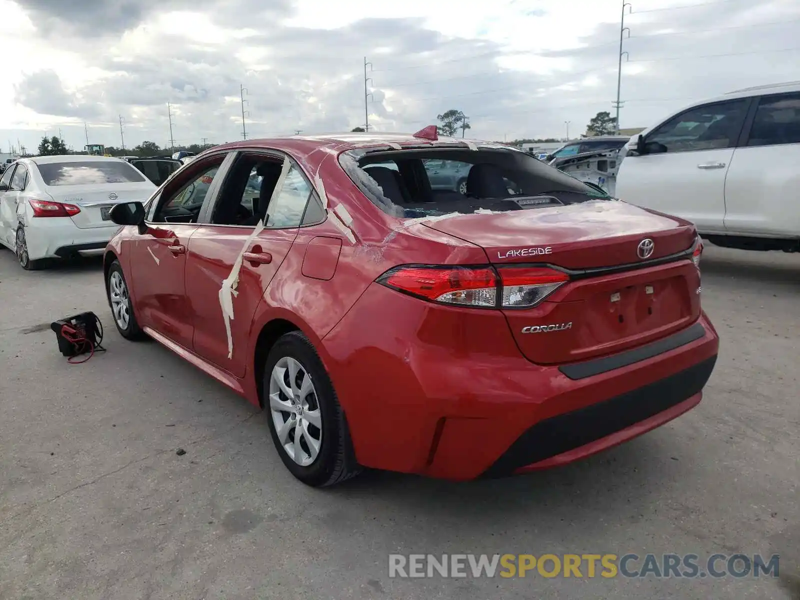 3 Photograph of a damaged car 5YFEPRAE1LP019201 TOYOTA COROLLA 2020