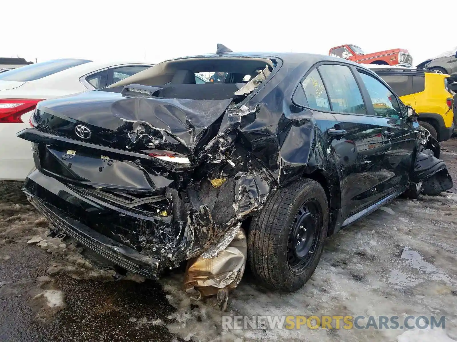 4 Photograph of a damaged car 5YFEPRAE1LP020168 TOYOTA COROLLA 2020