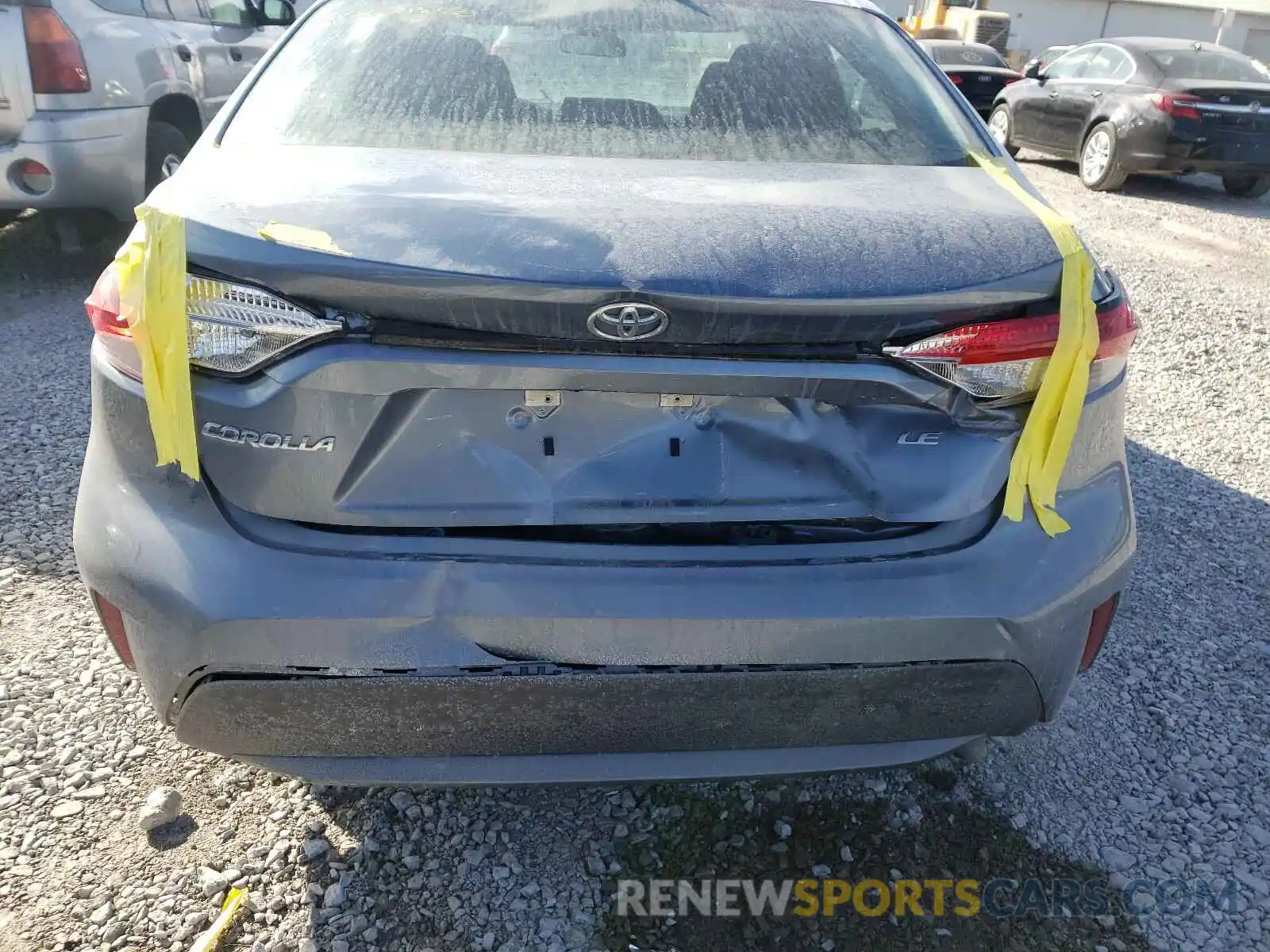 9 Photograph of a damaged car 5YFEPRAE1LP020834 TOYOTA COROLLA 2020