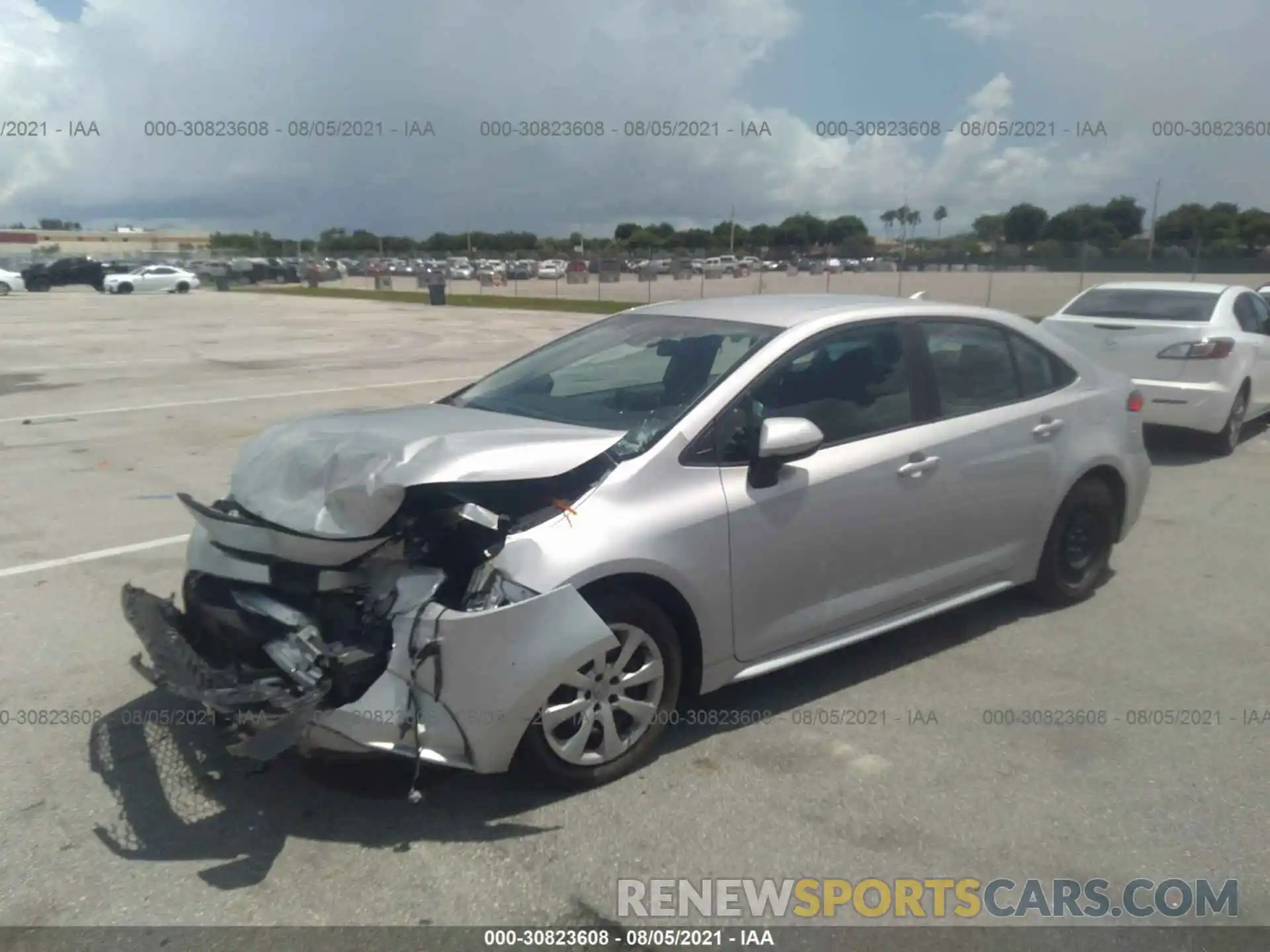 2 Photograph of a damaged car 5YFEPRAE1LP021031 TOYOTA COROLLA 2020