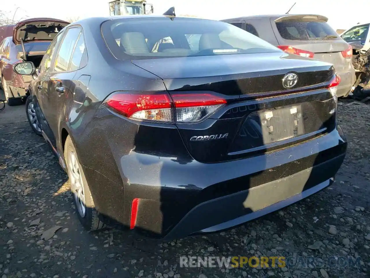 3 Photograph of a damaged car 5YFEPRAE1LP021191 TOYOTA COROLLA 2020