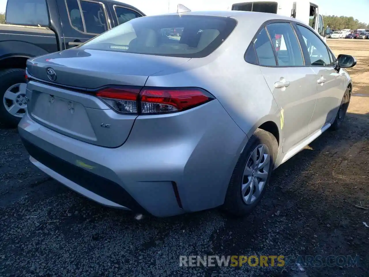 4 Photograph of a damaged car 5YFEPRAE1LP024124 TOYOTA COROLLA 2020