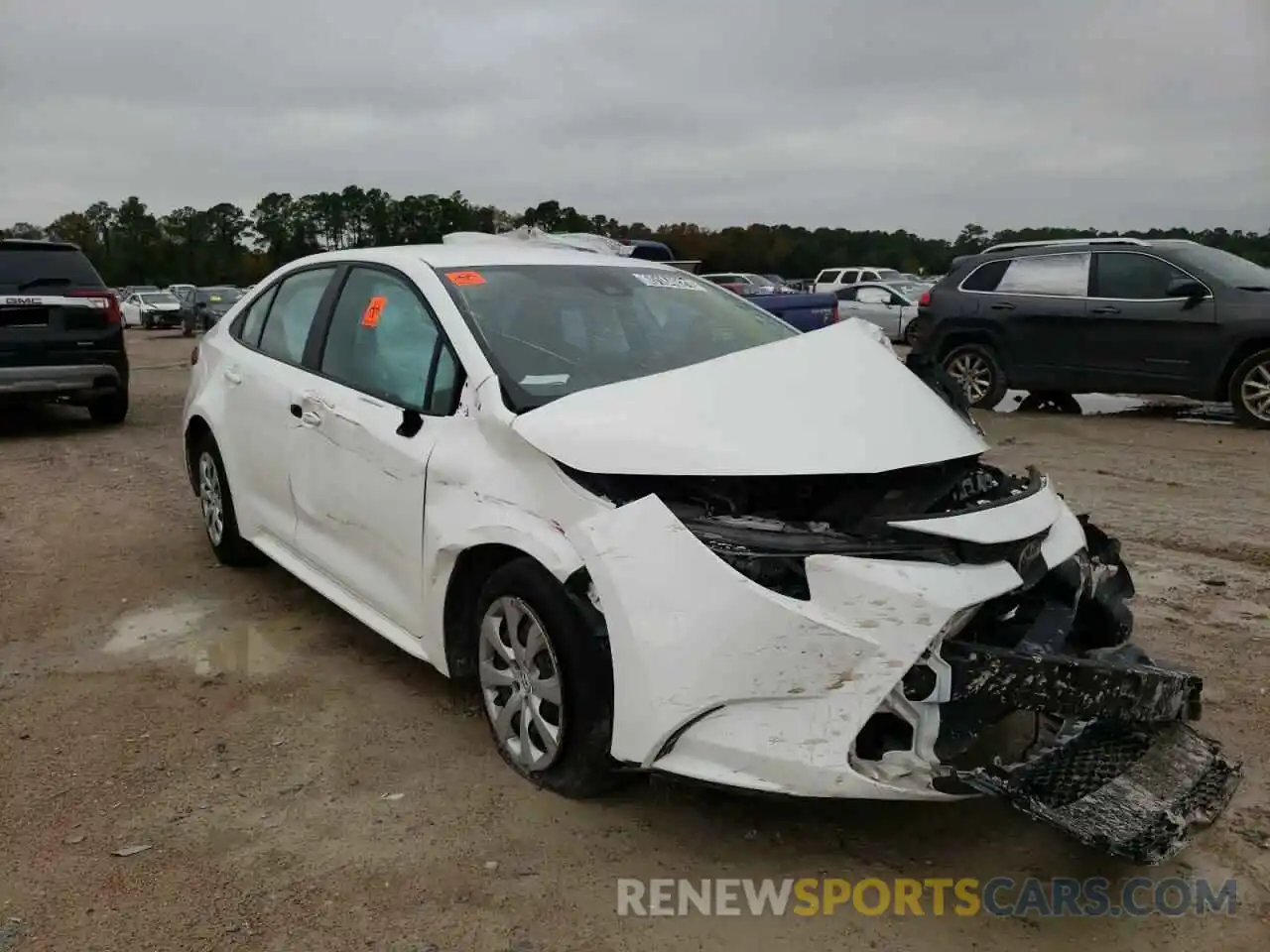 1 Photograph of a damaged car 5YFEPRAE1LP024849 TOYOTA COROLLA 2020