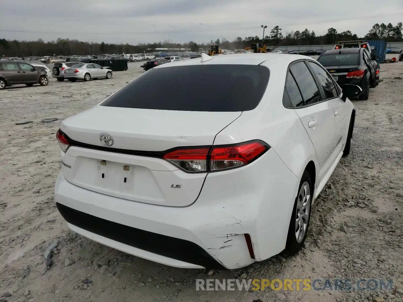 4 Photograph of a damaged car 5YFEPRAE1LP025502 TOYOTA COROLLA 2020