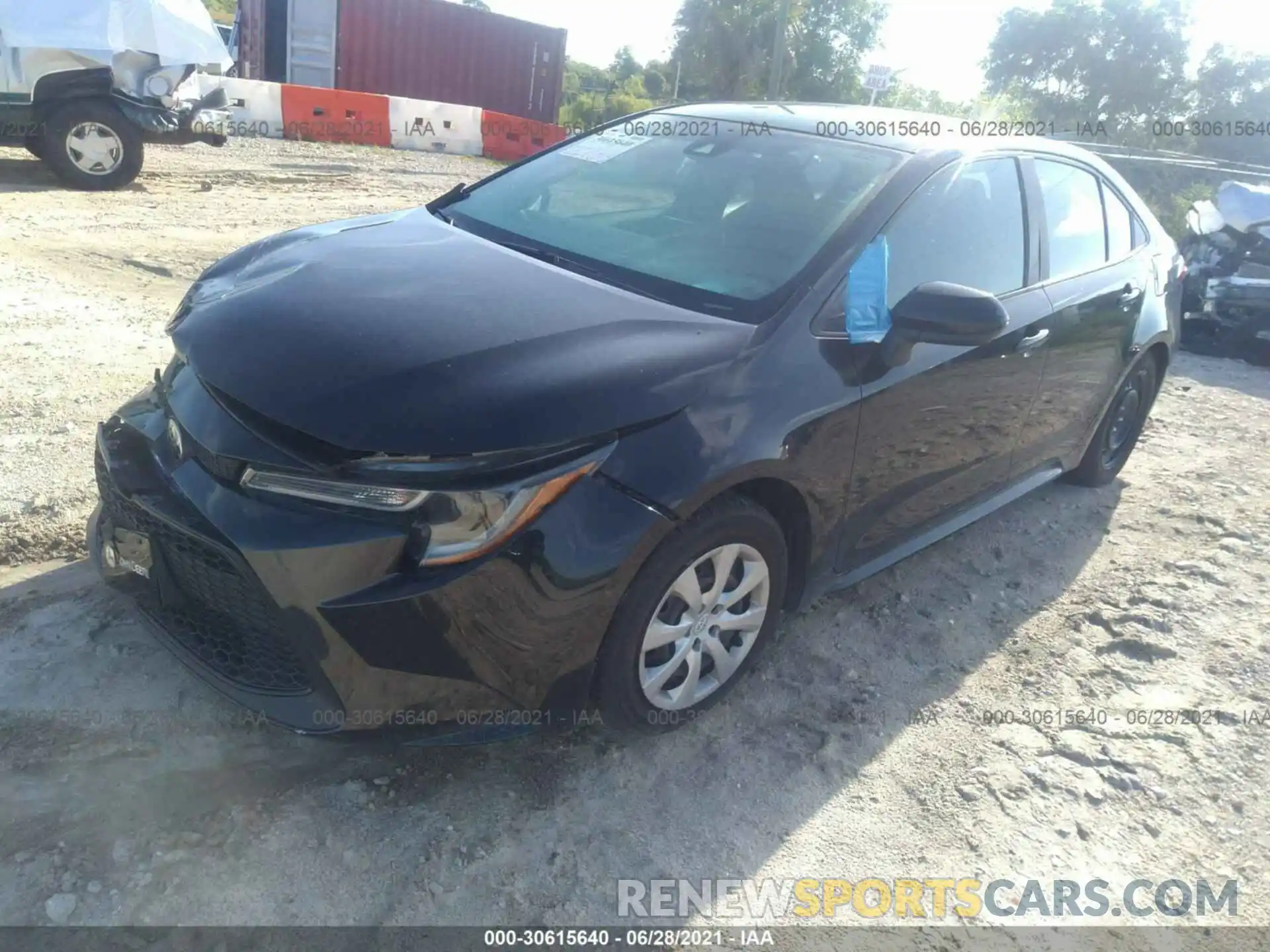 2 Photograph of a damaged car 5YFEPRAE1LP026004 TOYOTA COROLLA 2020