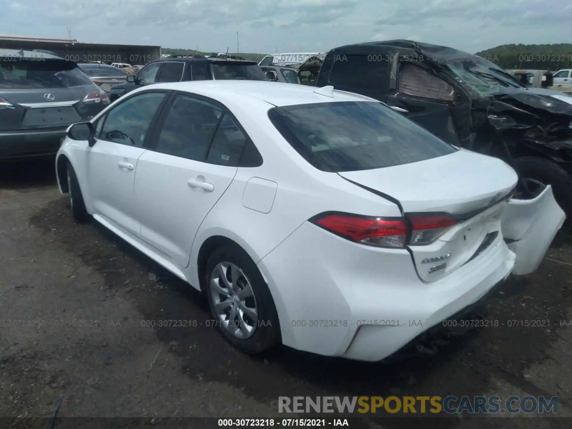 3 Photograph of a damaged car 5YFEPRAE1LP028903 TOYOTA COROLLA 2020