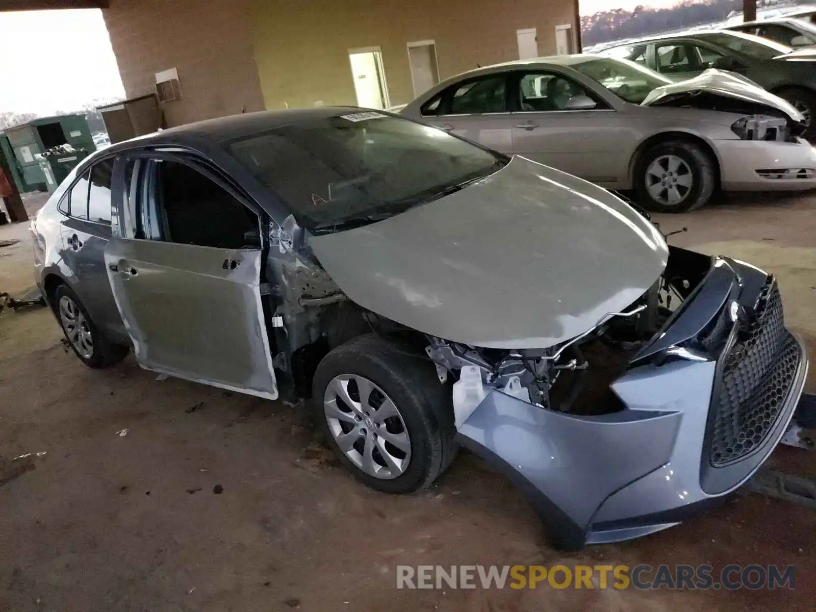 1 Photograph of a damaged car 5YFEPRAE1LP029498 TOYOTA COROLLA 2020