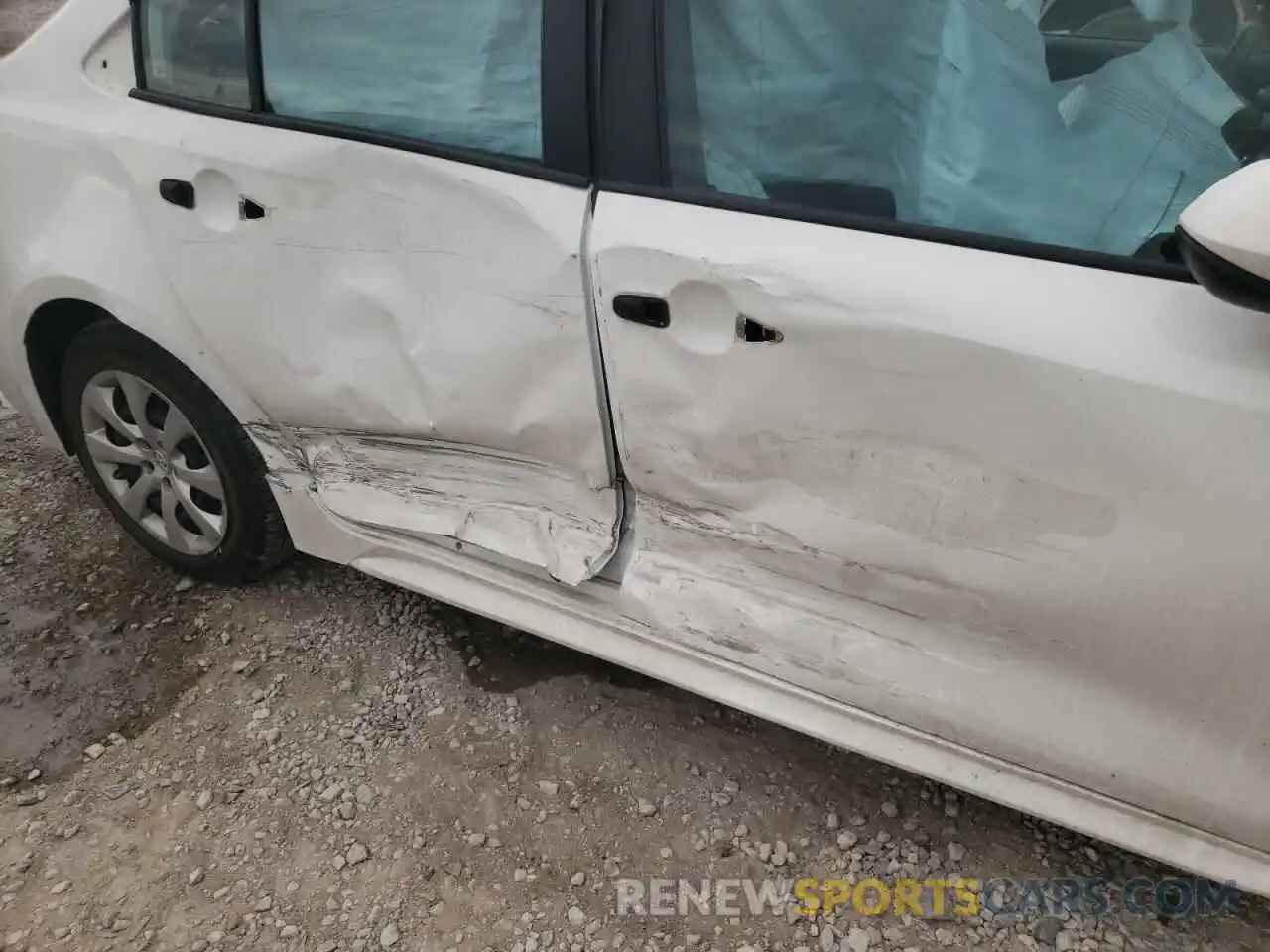 9 Photograph of a damaged car 5YFEPRAE1LP030621 TOYOTA COROLLA 2020