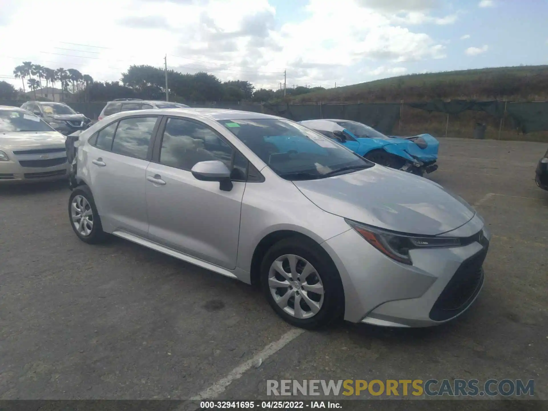 1 Photograph of a damaged car 5YFEPRAE1LP032918 TOYOTA COROLLA 2020